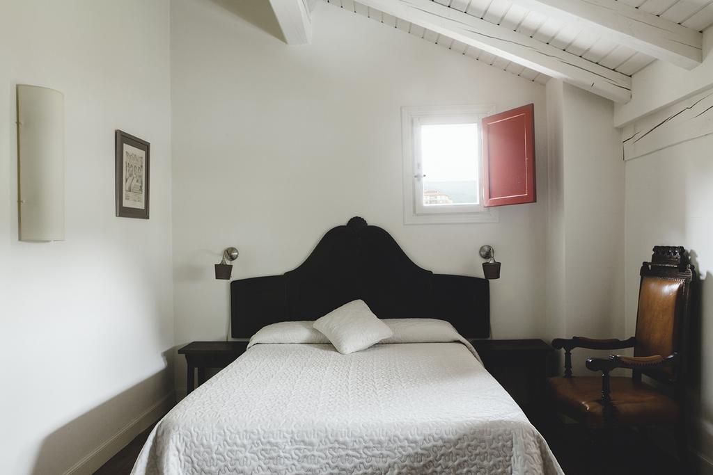 Hotel Iraragorri Galdakao Pokoj fotografie