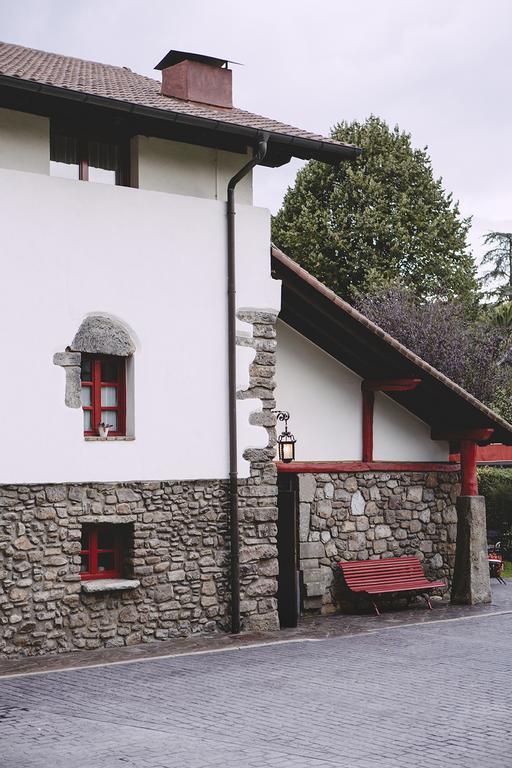 Hotel Iraragorri Galdakao Exteriér fotografie